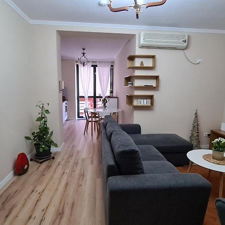 Family-Friendly Apt At 21 Dhjetori W/Self Check-In Tiranë Luaran gambar